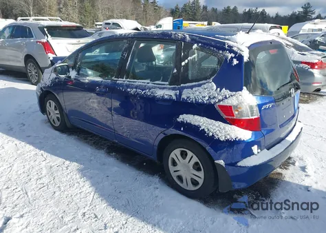 2010 Honda Fit из США, поврежденный, VIN JHMGE8G23AS008748